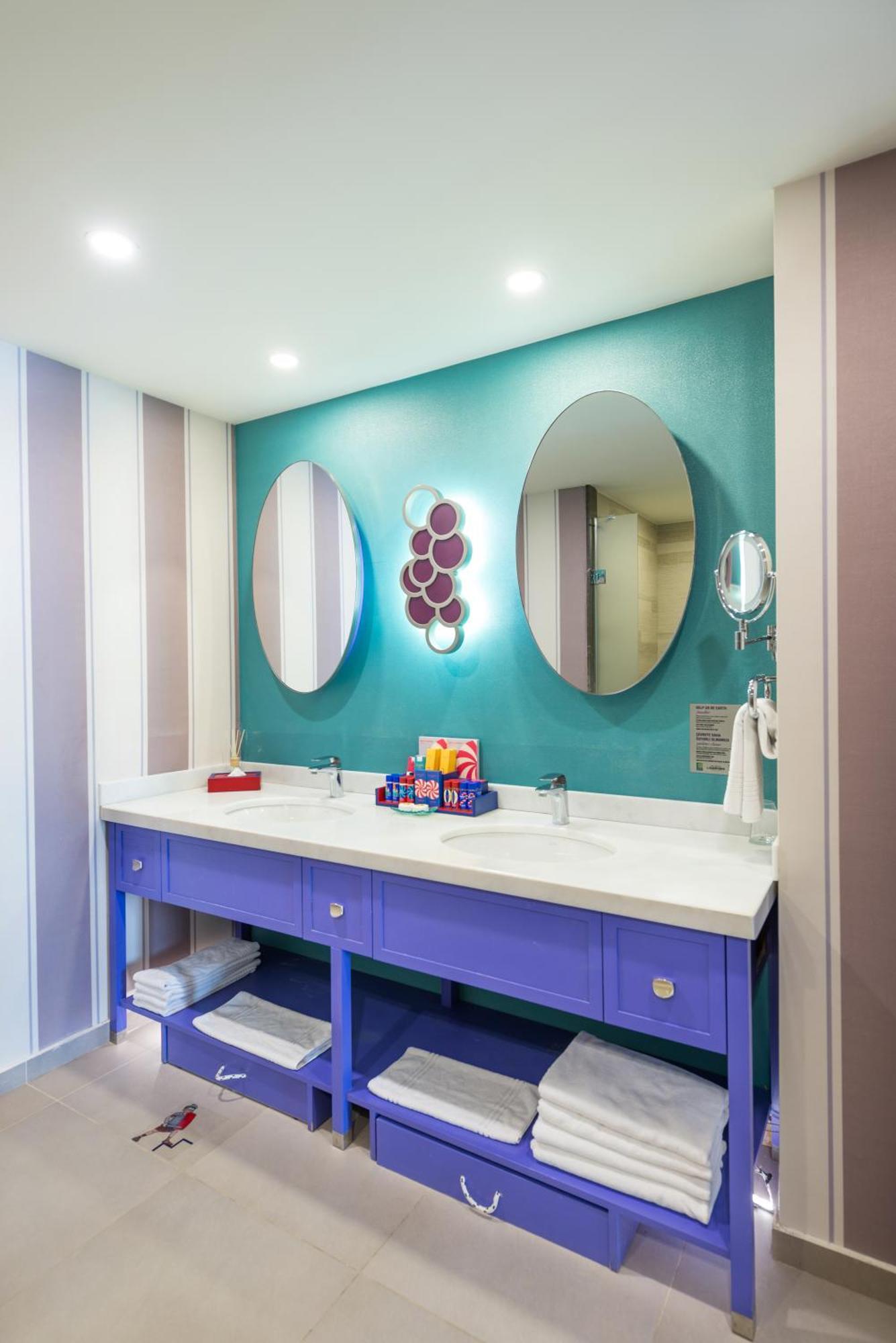 Family Suite,1739473547:JPEG